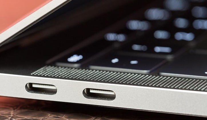 مراجعة أحدث أجهزة اللاب توب الجديدة من آبل MacBook Pro 2017 3