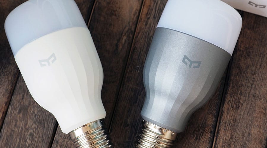 مراجعة لمبة Mi Yeelight Led الذكية من شاومي تحكم كامل بإضاءة 16 مليون لون عن طريق الهاتف عرفني دوت كوم