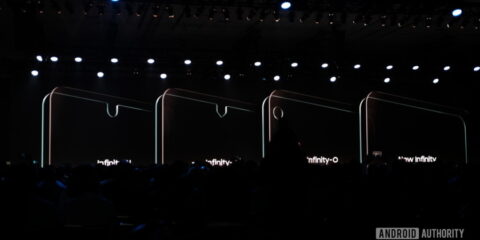 Galaxy A8s : الهاتف الأول بشاشة infinity-O من Samsung 7