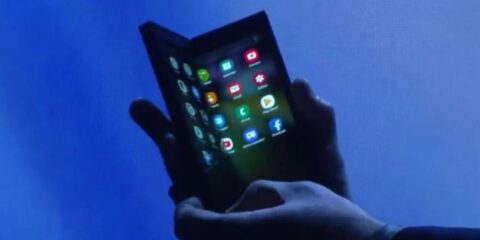 سامسونج تؤكد بأنها ستطلق هاتف Foldable يوم 20 فبراير 8