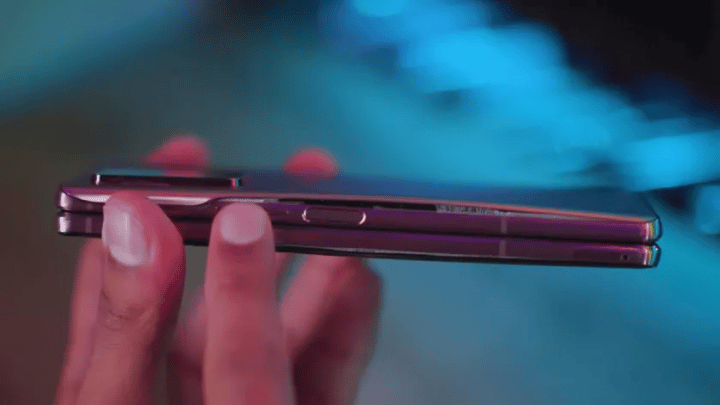 يوتيوبر يتحدث عن مشكلة في هواتف Samsung وانتفاخ البطارية