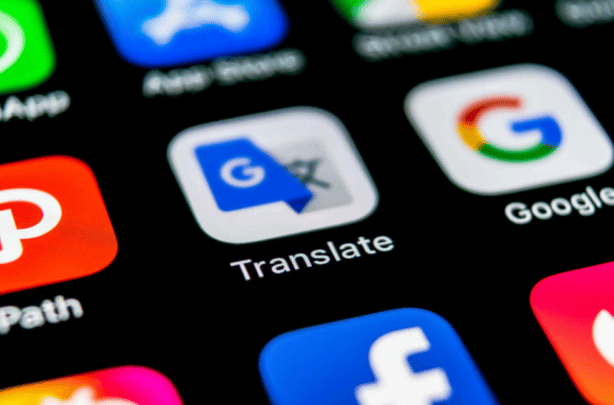 أفضل 10 تطبيقات ترجمة فورية بدون انترنت