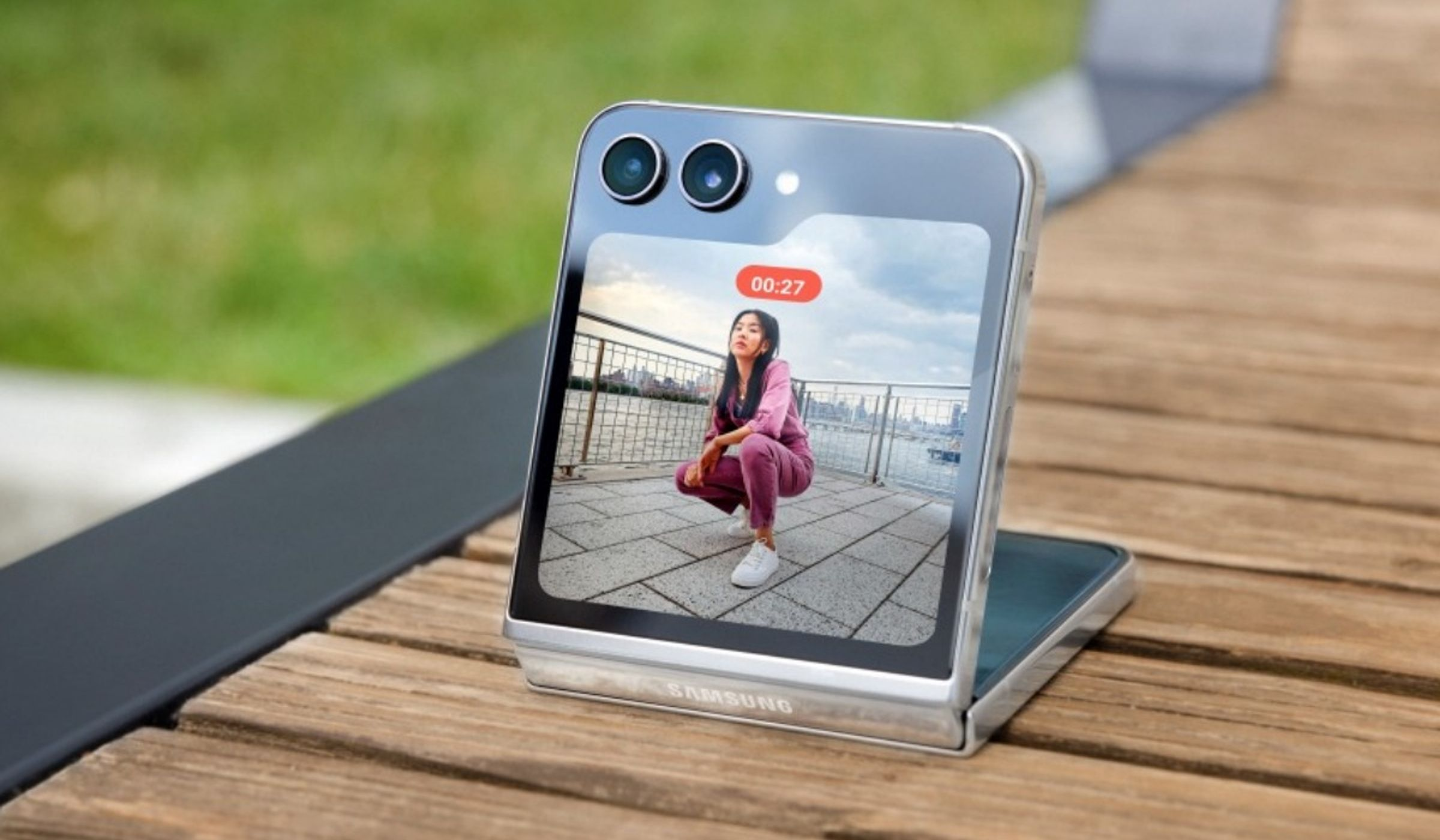 سعات بطاريات Galaxy Z Fold7 و Z Flip7