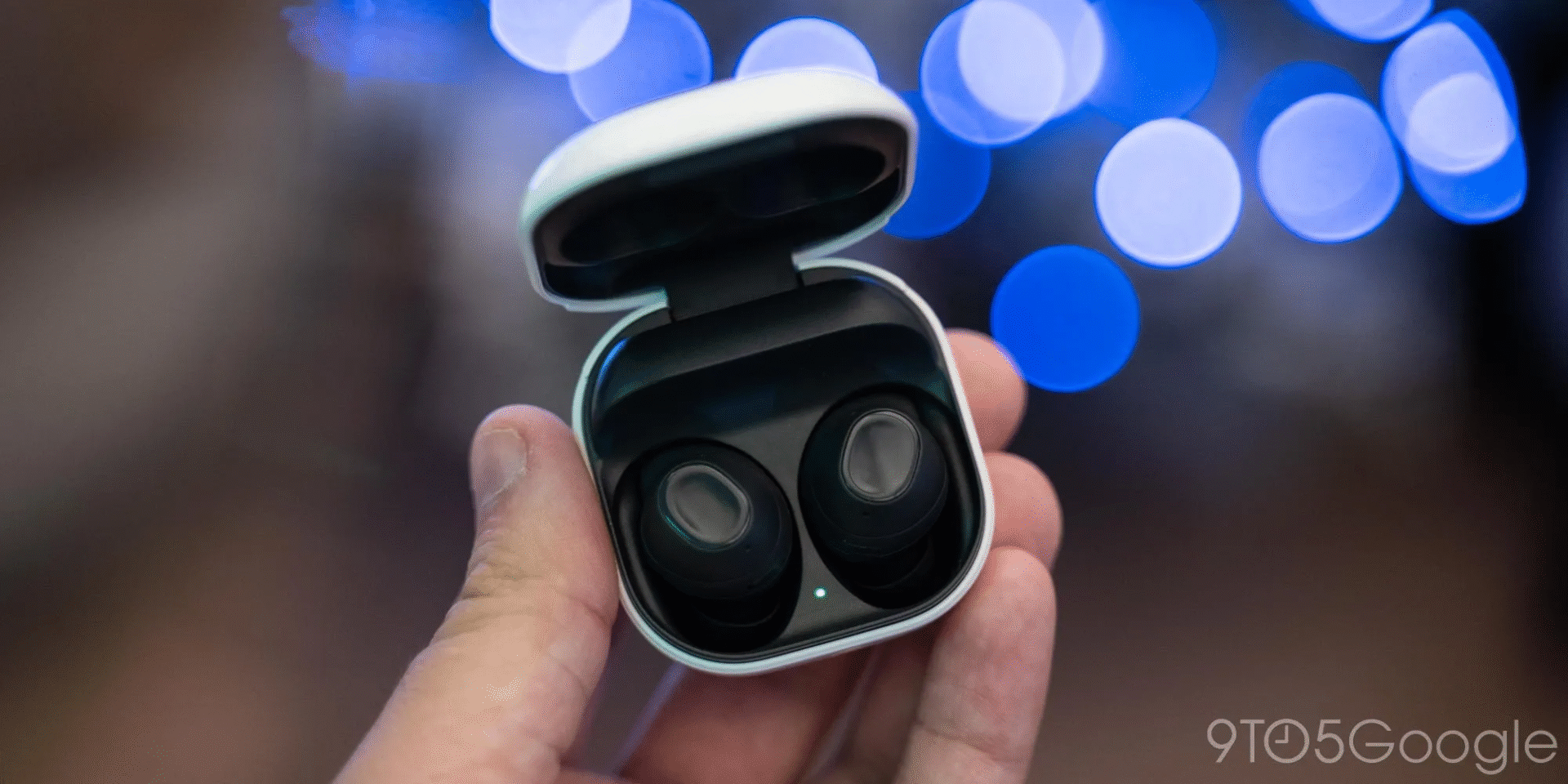 سماعات Galaxy Buds Core 