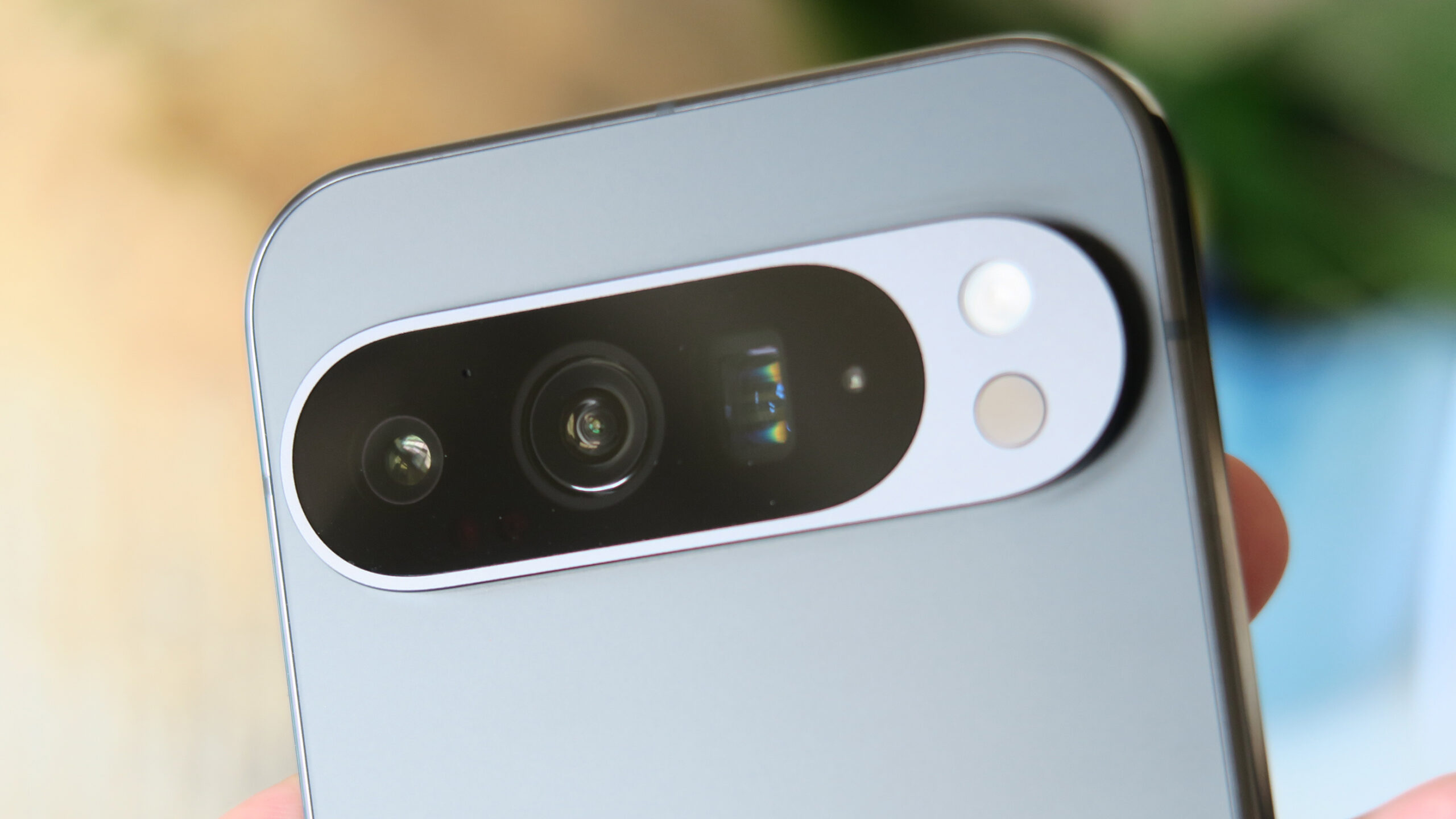  كاميرا Pixel 10 Telephoto